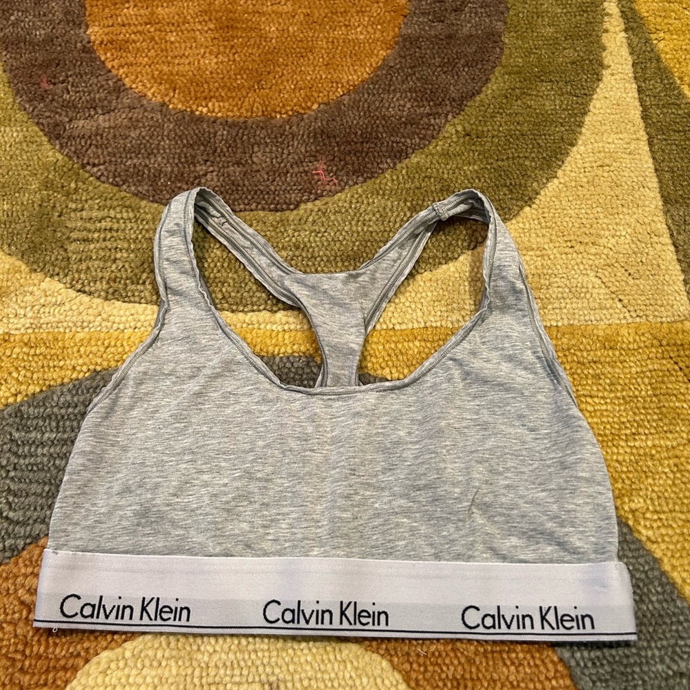 Calvin Klein Women’s Modern Cotton Unlined Wireless Bralette Sports Bra Medium
